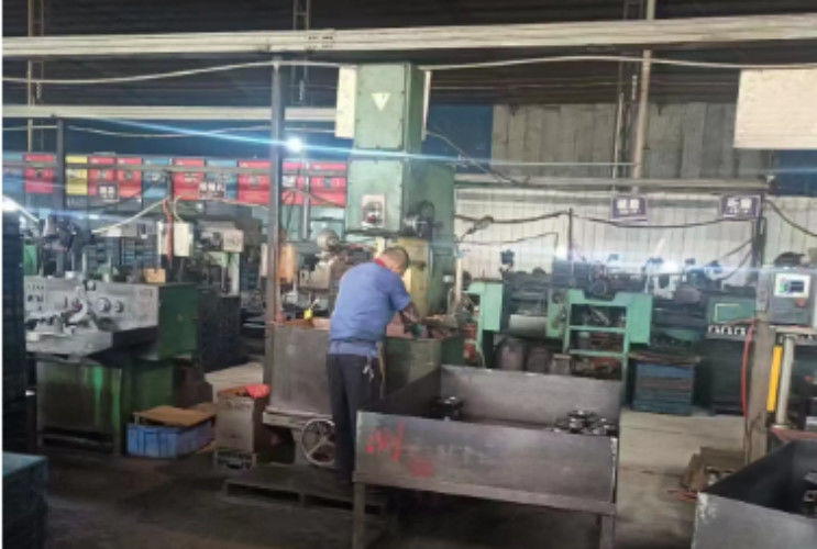 Chongqing Mona Machinery Electronic Co., Ltd. 제조업체의 생산 라인